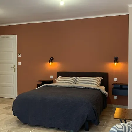 Bed & Breakfast Logis De La Foulerie 4*